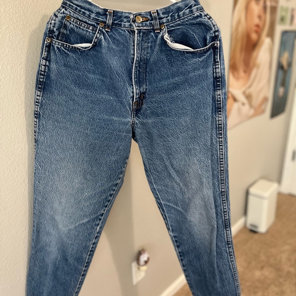chic blue mom jeans